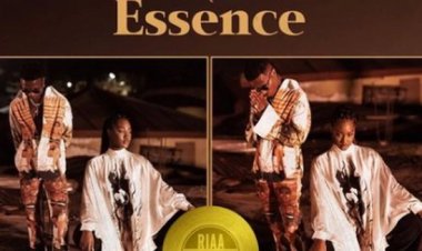 Essence ya Wizkid na Tems yaciye agahigo