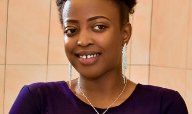 Lucky de Christ yasohoye indirimbo”Tumutambire”-Video