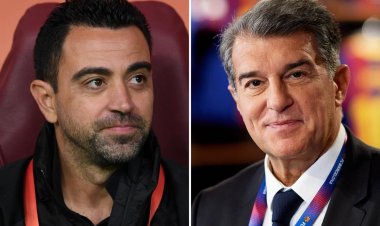 Perezida wa Fc Barcelona Joan Laporta yaciye amarenga kuri  Xavi Hernández