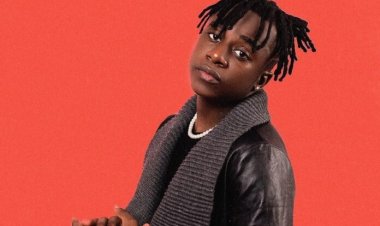 Macvoice umaze ukwezi mu biganza bya Rayvanny amaze guca uduhigo dutanga ikizere