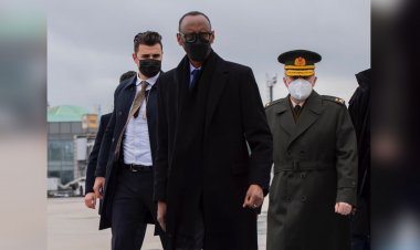 Perezida Paul Kagame yageze muri Turkey mu nama y’ubufatanye bw’icyi gihugu na Africa