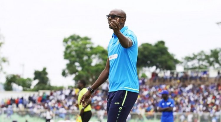 Umutoza Eric Nshimiyimana wa AS Kigali ari mu mazi abira