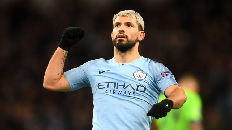 Sergio Aguero yahawe amahirwe yo kugaruka muri Manchester City nyuma yo guhagarika gukina umupira w'amaguru imburagihe
