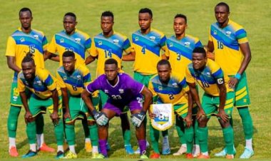 Amavubi yigishijwe umupira na Guinea Conakry aherutse kwandagaza