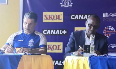 Rayon Sports yasinyishije ndetse yerekana abatoza bayo bashya