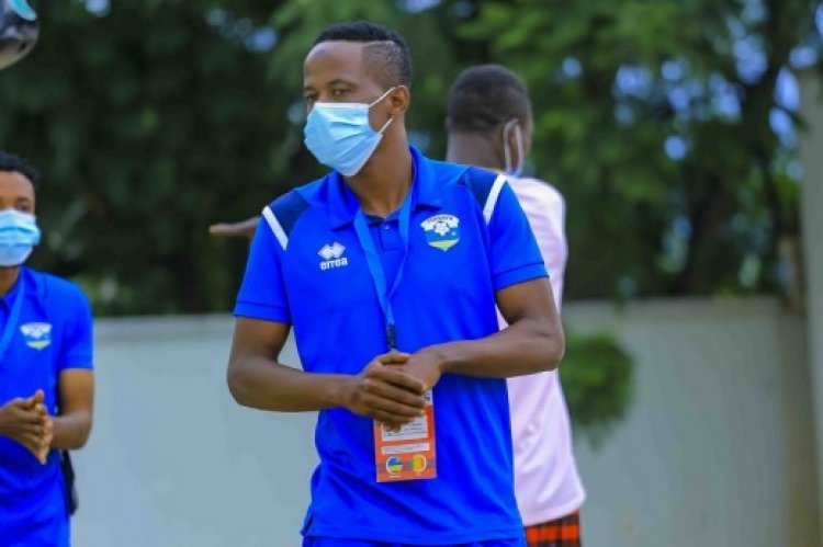 Mike Mutebi utoza AS Kigali yaciye amarenga ko nta mwanya afitiye kapiteni Haruna Niyonzima