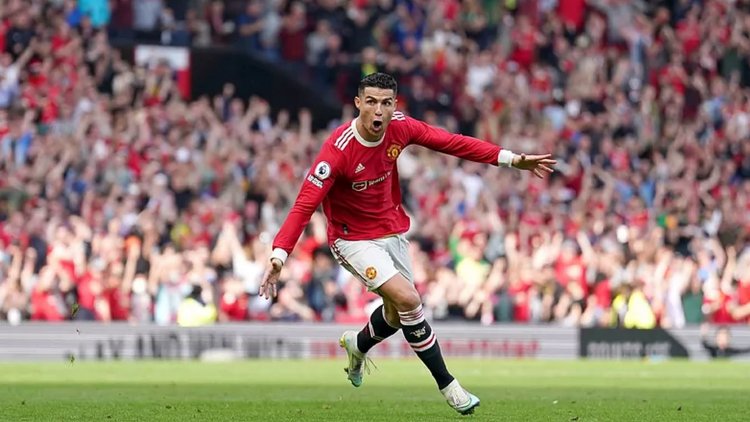 Cristiano Ronaldo yinjije akayabo nyuma yo gutsinda ikipe ya Norwich ibitego bitatu