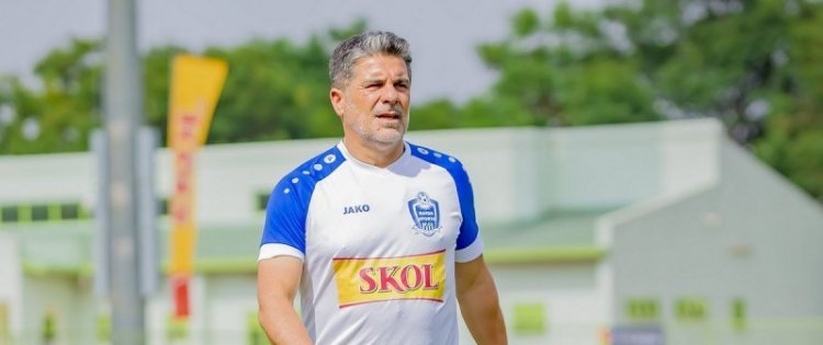 Umutoza wa Rayon Sports yavuze impamvu adashobora kwishyura kuri stade, anenga imikorere yo mu Rwanda