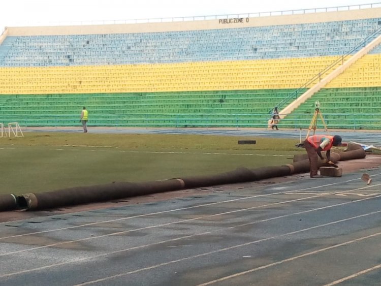 Ibikorwa byo kuvugurura stade ya Huye byatangiye(AMAFOTO)