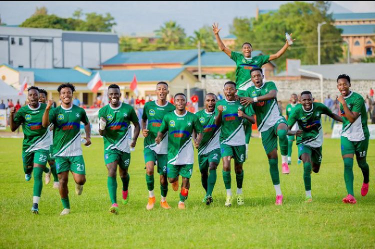 Kiyovu Sports yatsinze Mukura ikomeza guhumekera mu bitugu bya APR FC