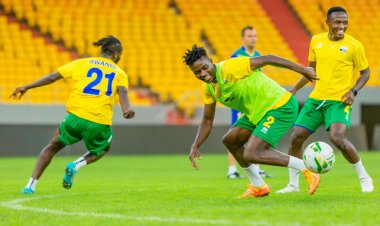 Rwanda v Senegal: Hari ikizere cyo kunyuza ingamiya mu mwenge w'urushinge