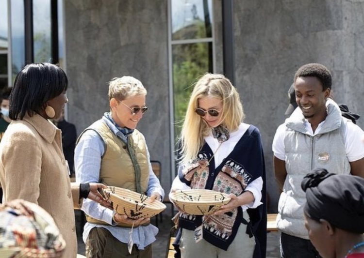 Umunyarwenya Ellen DeGeneres n’umufasha we bari mu Rwanda- Amafoto