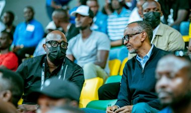 BASKETBALL:Imbere y'umukuru w'igihugu u Rwanda rwatsinzwe na South Sudan rukomeza kujya habi