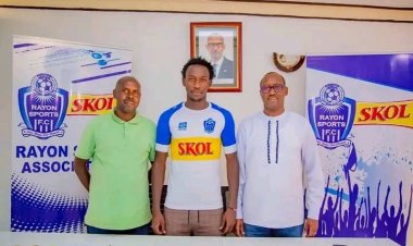 Umukinnyi wa karindwi yasinyiye Rayon Sports