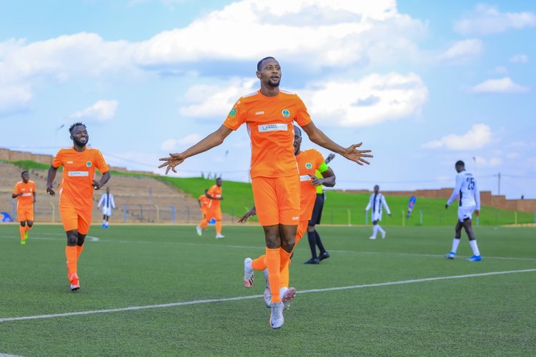 Aboubakar Lawal yerekeje muri Vipers SC yo muri Uganda