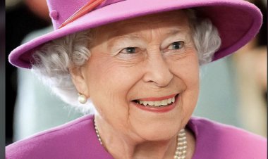 Umwamikazi w’u Bwongereza yatanze, Prince Charles yima ingoma