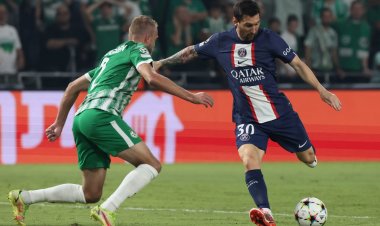 Lionel Messi yashyizeho uduhigo dushya asiga mukeba we Cristiano Ronaldo