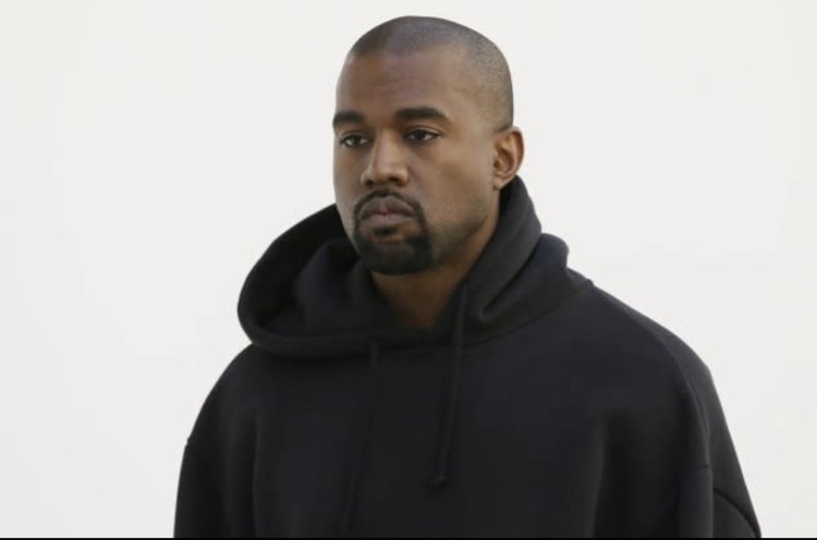 Kanye West yishyize mu kato ukwezi kose