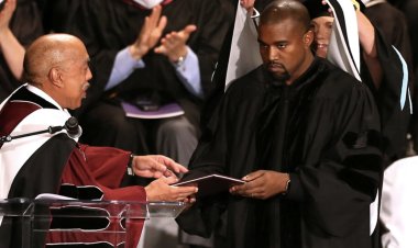 Kanye West yambuwe impamyabumenyi y’icyubahiro  azira amagambo