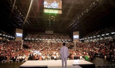 Israel Mbonyi yatanze Noheli aha umukoro abo kuri Bonane