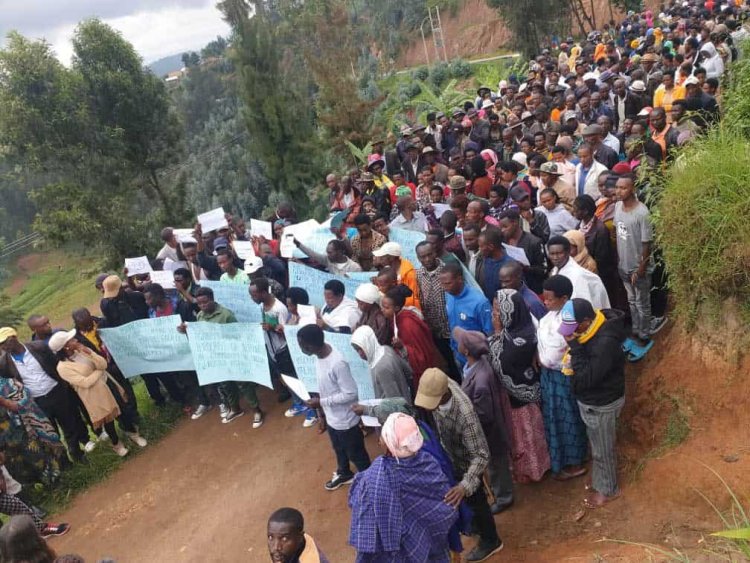 Nyamagabe :Impunzi ziri kwigaragambya zamagana ubwicanyi