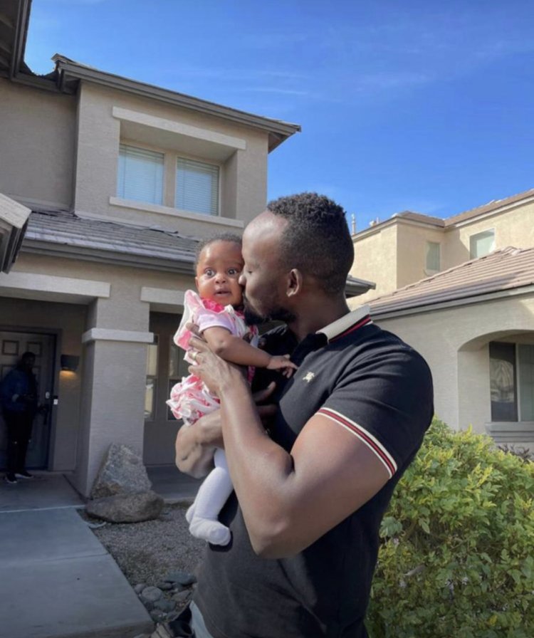 Meddy yerekanye umwana we