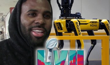 Jason Derulo yakoresheje Robo y'imbwa ku rubyiniro