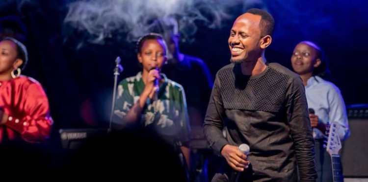 Ibyaranze igitaramo Prosper Nkomezi yakoreye I Huye