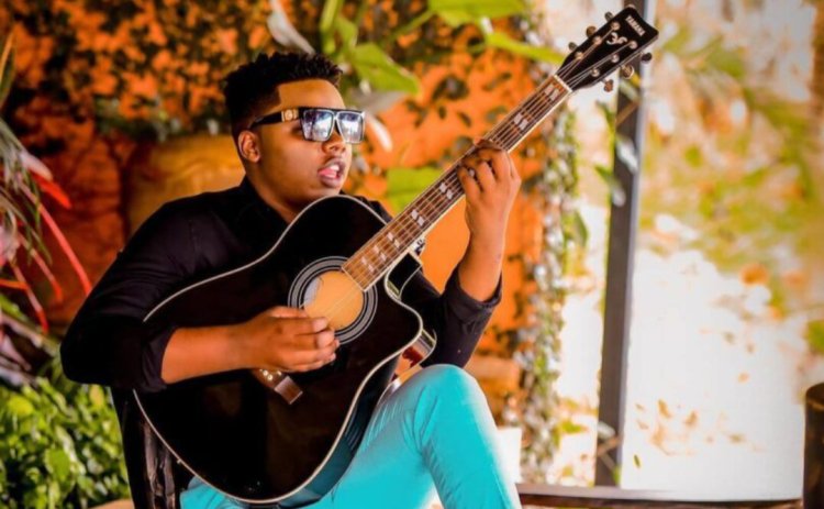 Niyo Bosco yatandukanye n'abamureberera inyungu