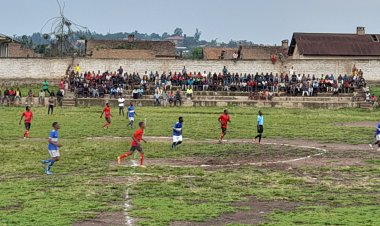 M23 irambika intwaro hasi igategura amarushanwa ya ruhago