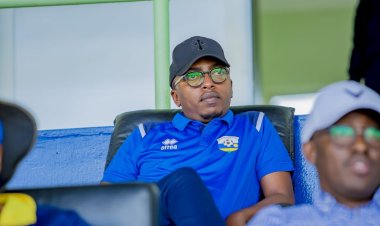 Umunyamabanga wa Ferwafa n'abandi babiri bakurikiye perezida wabo