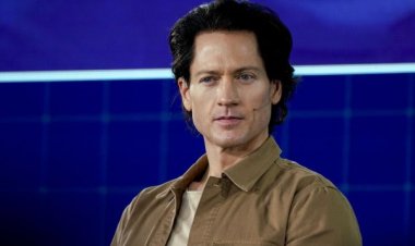 Umugabo ufite imyaka 45 akoresha miliyoni $2 buri mwaka ngo amere nk’ufite 18