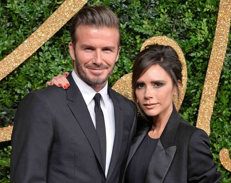 Ku isabukuru y'umugore we Beckham yacecekesheje abashidikanyaga