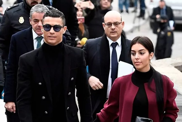 Cristiano Ronaldo na Georgina Rodriguez bongeye kwiha amenyo y'abasetsi