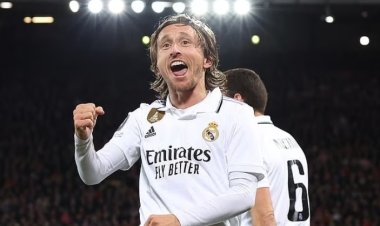 Ubwumvane buracyari bwose hagati ya Luka Modric na Real Madrid