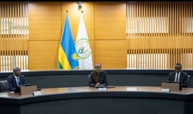 Perezida Kagame ayoboye inama y'ikubagahu n'Abaminisitiri