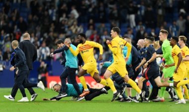 FC Barcelona yatwaye igikombe ikizwa n'amaguru