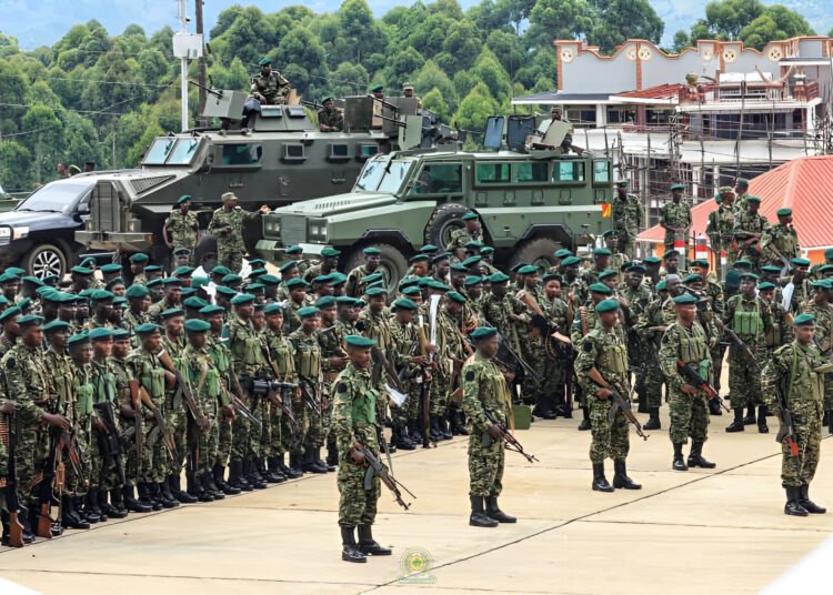 DRC:Perezida Tshisekedi  yahaye nyirantarengwa ingabo za EAC