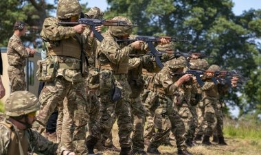 Ibihugu bigiye kwishyira hamwe byohereze ingabo muri Ukraine