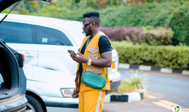 Dj Phil Peter yafashe rutemikirere yerekeza i Burayi