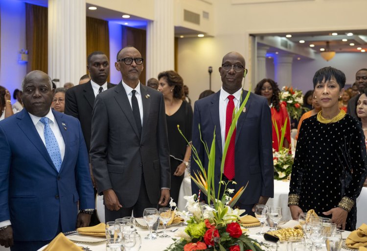 Abarimo Perezida Kagame bakiriwe na Minisitiri w'Intebe wa Trinidad and Tobago ku meza