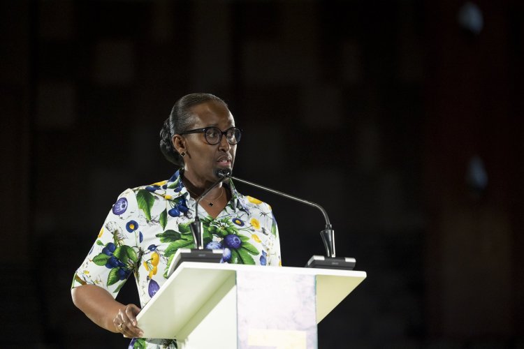 Madamu Jeannette Kagame aremeza ko uburinganire bwateza imbere ubushakashatsi
