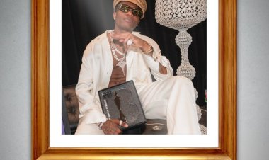 Wizkid yahaye umukora ukomeye abarimo Burna Boy na Davido