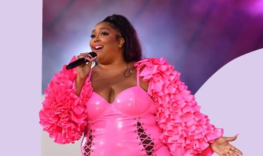 Umuhanzikazi Lizzo rurageretse n'ababyinnyi be