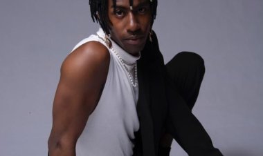 Umuhanzi Ishimwe Manoa  yashyize hanze indirimbo, ahindura izina