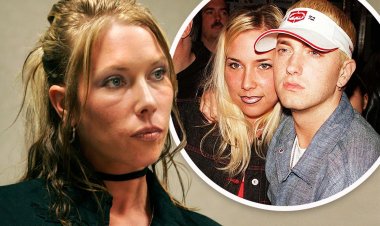 Eminem akomeje kwereka inyinya uwahoze ari umugore we