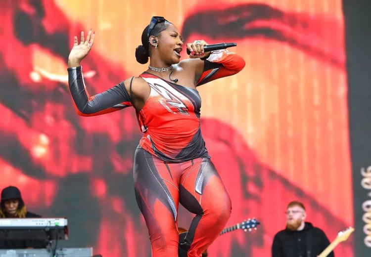 Tems yutse inabi  abavugaga ko atwite