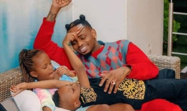 Mu gihe Hamisa Mobetto arimo kurira ayo kwarika, abana ba Zari barimo kuvuga imyato Diamond