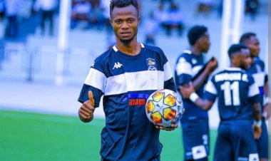 Mbaoma yasabye abafana ubufasha mbere yo gucakirana na Rayon Sports