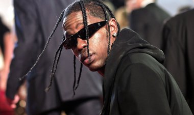 Benshi baguye mu kantu nyuma yuko Travis Scott yatangaje ko agiye gusubira mu ishuri